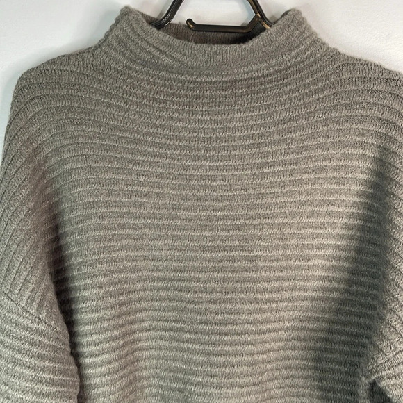GARAGE NWT Blackened Pearl Grey Horizontal Rib Stitch Funnel Neck Sweater Size L - Picture 3 of 11